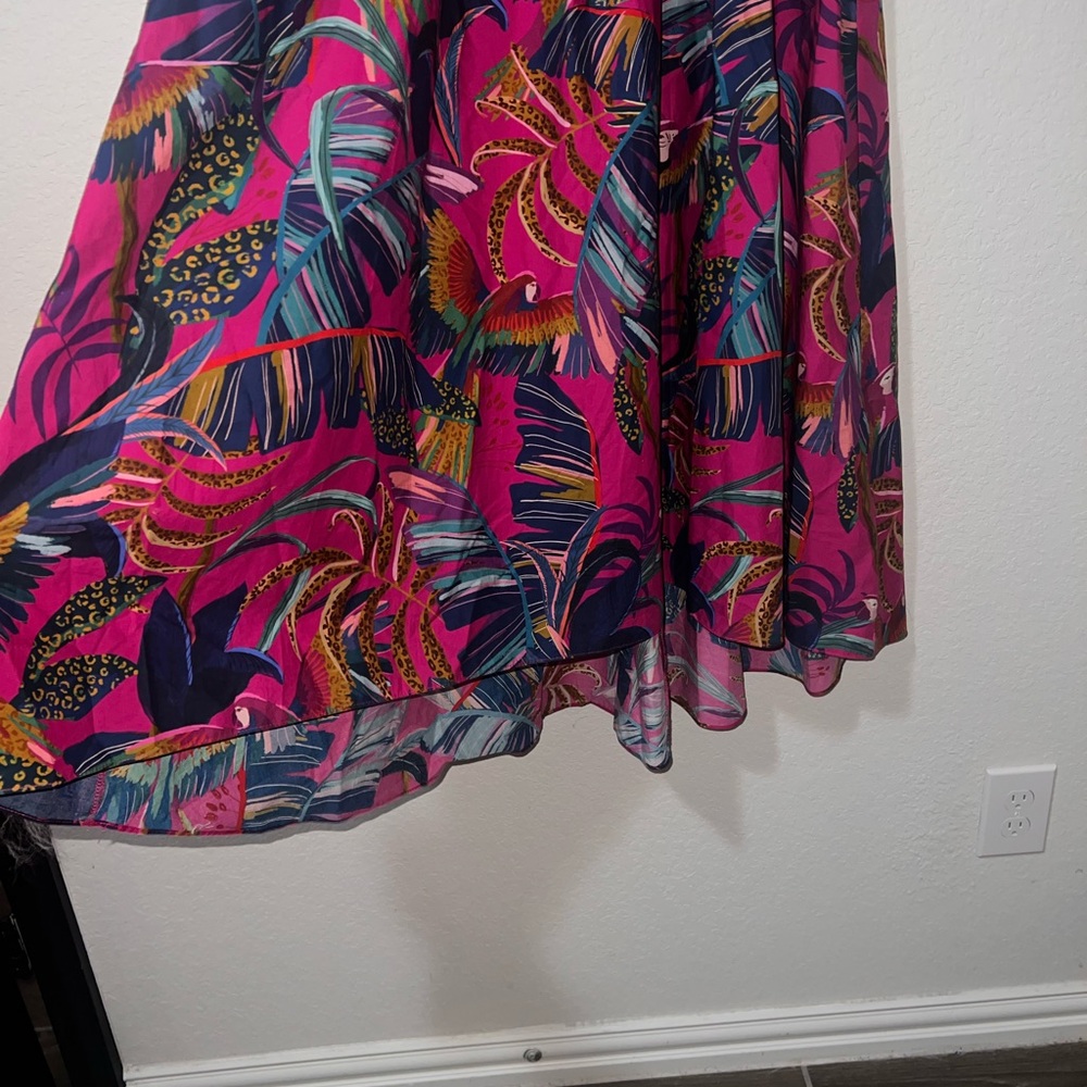 FARM Rio Rainbow Macaws Smocked Puff Sleeve Midi Dress - Picture 5 of 9